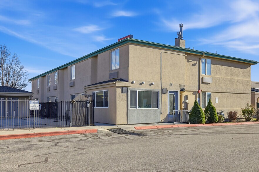 Primary Photo Of 1475 Meridian Rd, Meridian Office For Sale