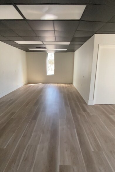 More Photos Of 12680 Mcmanus Blvd, Newport News Warehouse For Lease