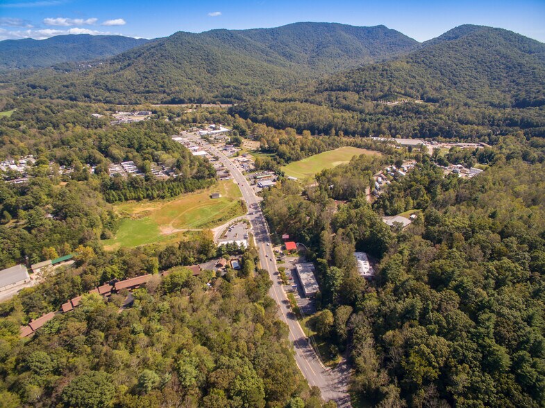 More Photos Of 1269 Tunnel Rd, Asheville Storefront Retail Office For Sale