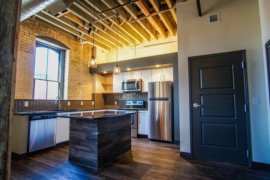 More Photos Of 619 E William St, Wichita Apartments For Sale