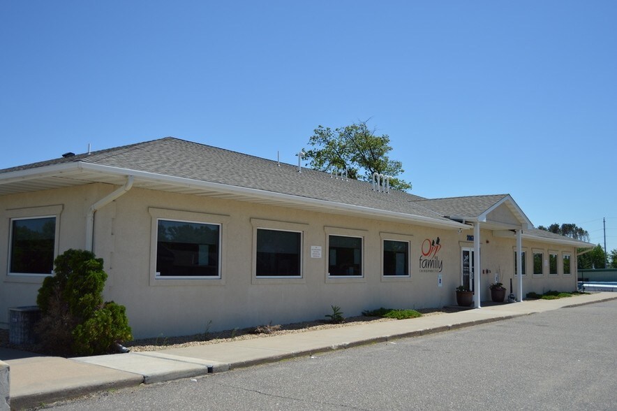 More Photos Of 23671 NW St Francis Blvd, Saint Francis Medical For Lease