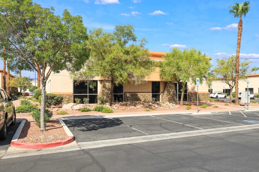 More Photos Of 4974 S Rainbow Blvd, Las Vegas Office For Sale