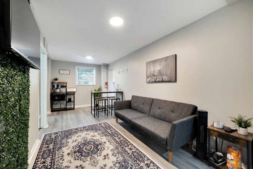 More Photos Of 4209 N 14th St, Tampa Multifamily For Sale