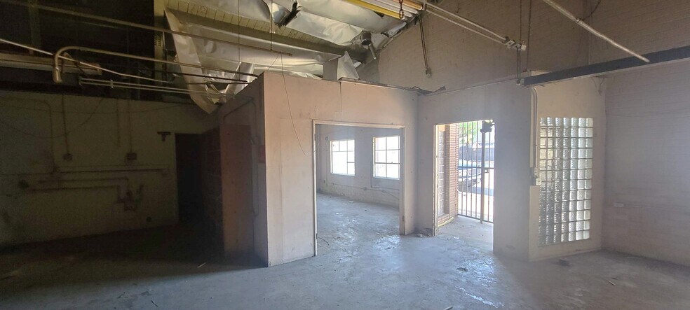 More Photos Of 5454 Alhambra Ave, Los Angeles Warehouse For Sale