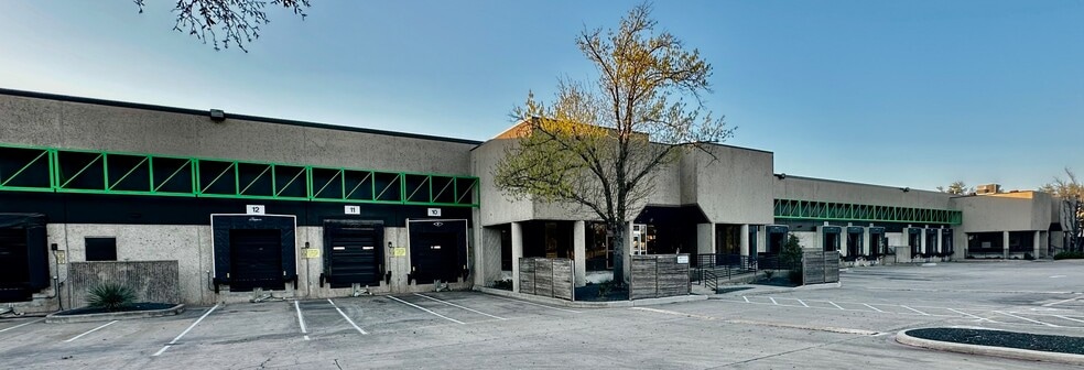 More Photos Of 2214 Braker Ln, Austin Distribution For Lease