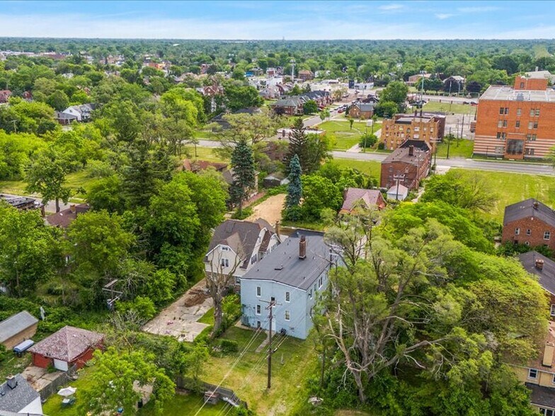 More Photos Of 18037 Pelkey St, Detroit Multifamily For Sale