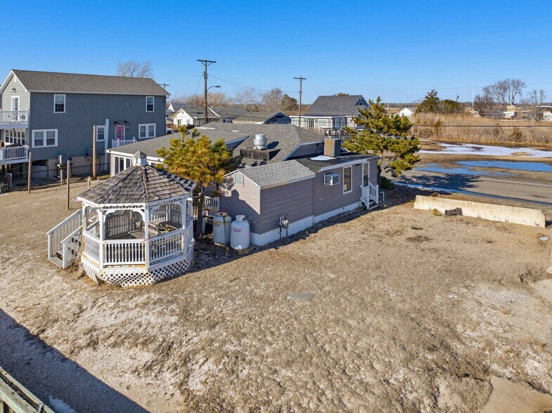 More Photos Of 102 Delaware ave, Fortescue Restaurant For Sale