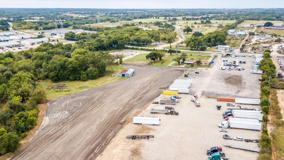 More Photos Of 8010 Rendon Bloodworth Rd, Mansfield Land For Lease