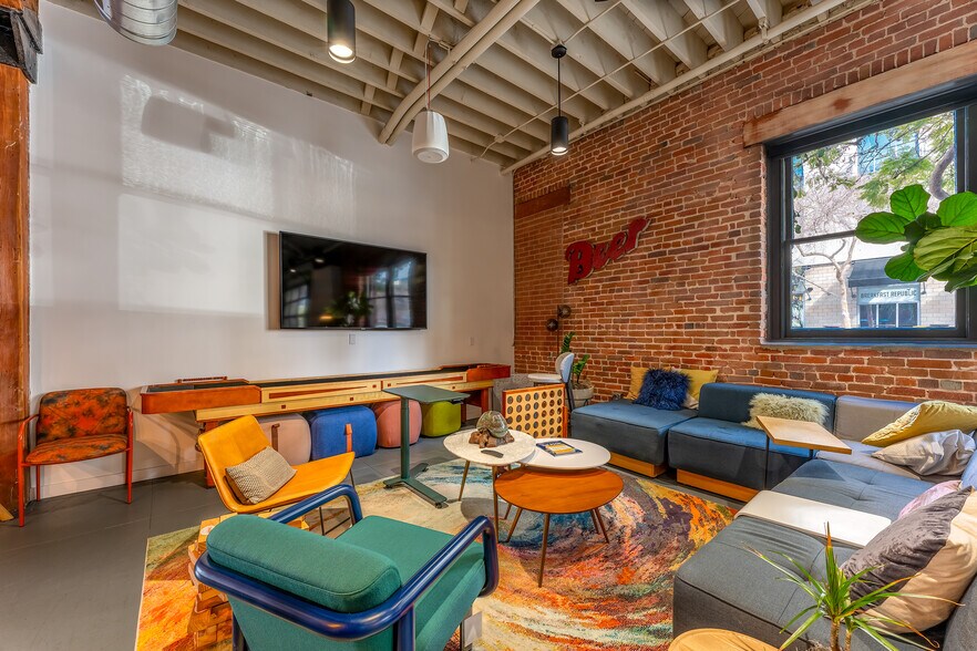 More Photos Of 635-675 G St, San Diego Storefront Retail Office For Lease