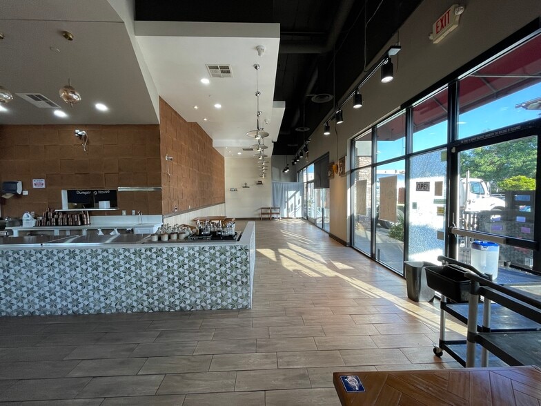 More Photos Of 6011 El Cajon Blvd, San Diego Freestanding For Lease