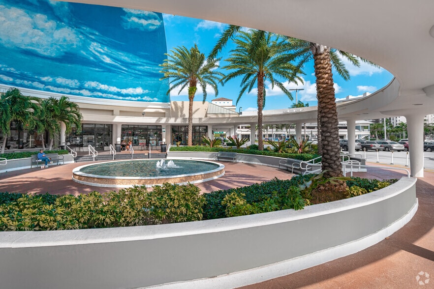 More Photos Of 4703-4763 N Ocean Dr, Sea Ranch Lakes General Retail For Lease