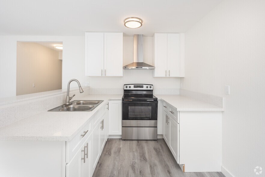 More Photos Of 875 N Olive St, Orange Apartments For Sale