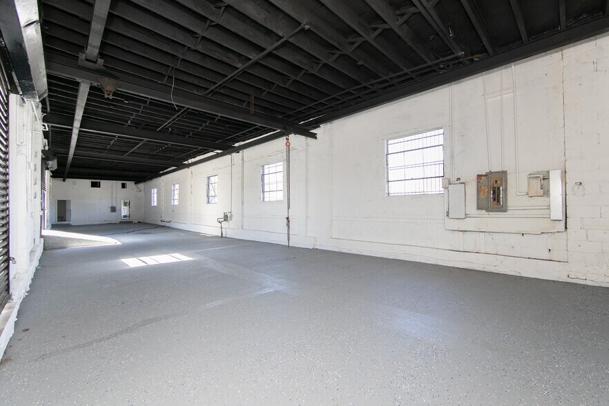 More Photos Of 250 Mechanic St, Camden Manufacturing For Lease