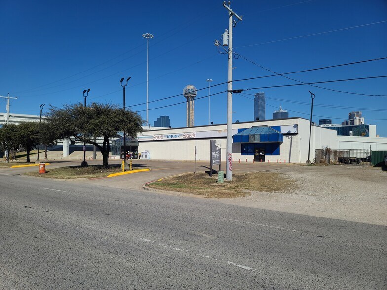 More Photos Of 518 S Riverfront Blvd, Dallas Freestanding For Lease