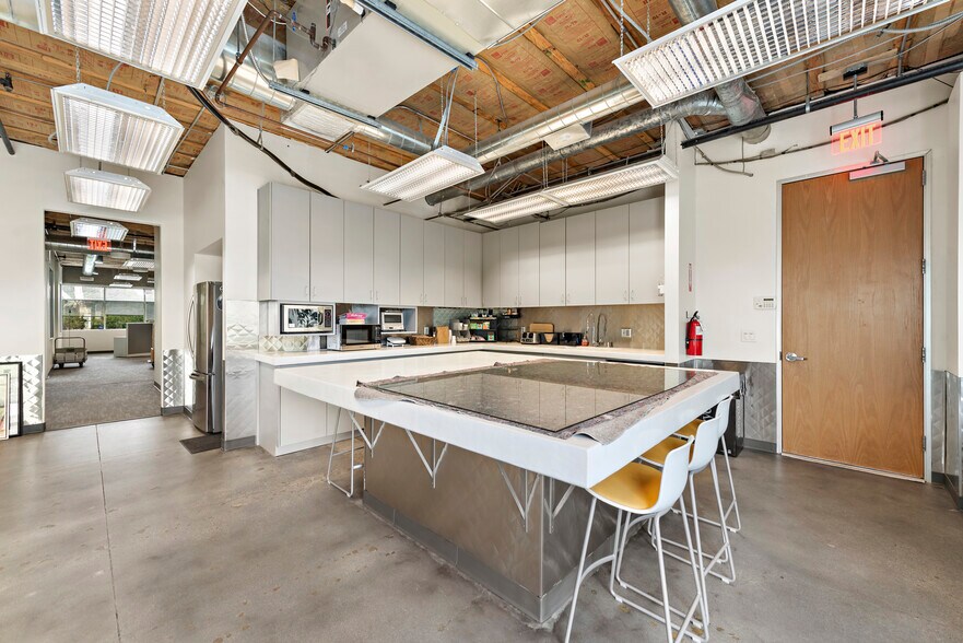 More Photos Of 31 Journey, Aliso Viejo Office For Lease