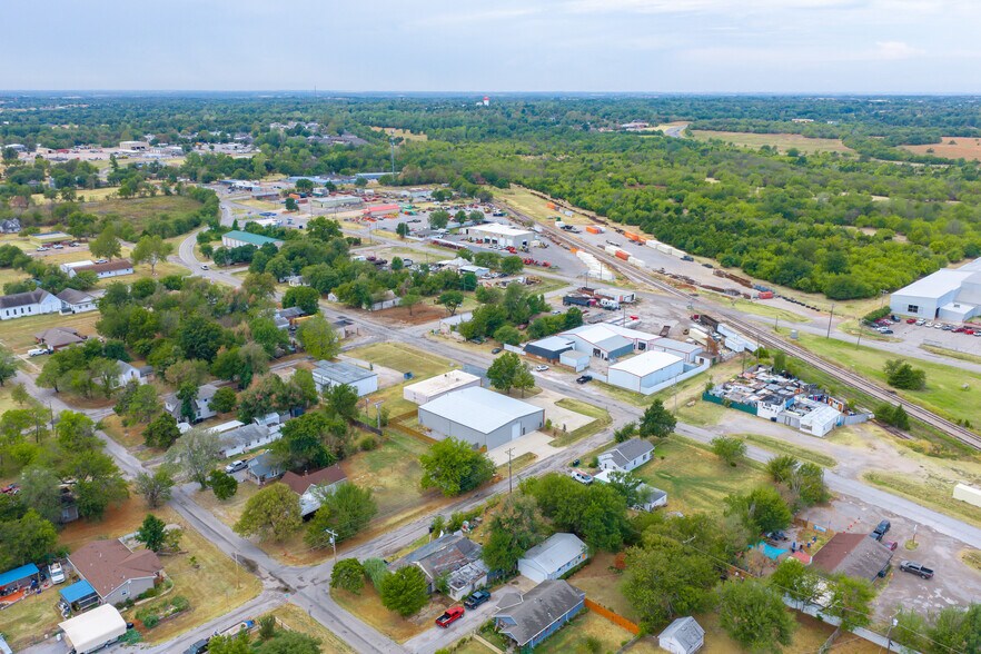 More Photos Of 6800 Main St, Oklahoma City Industrial For Lease
