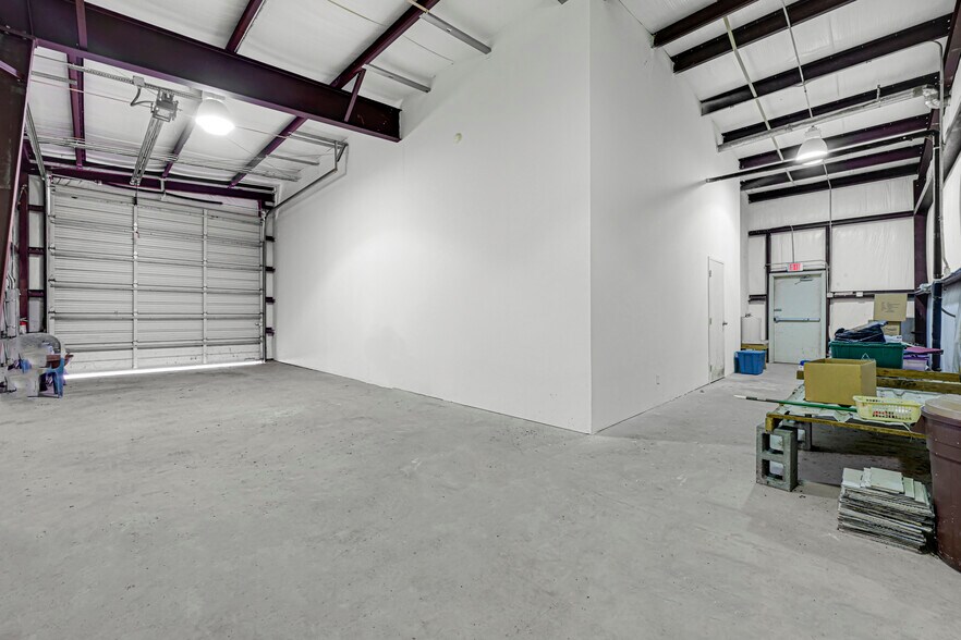 More Photos Of 5912 E FM-517, Dickinson Warehouse For Sale