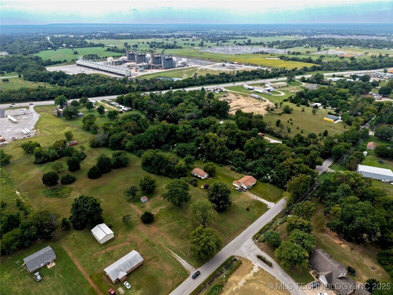 More Photos Of 25245 51 hwy, Broken Arrow Land For Sale