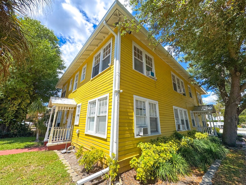 More Photos Of 801 Coontie Ct, Fort Lauderdale Apartments For Sale