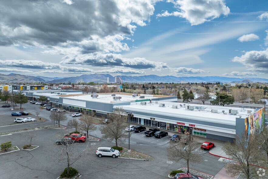 More Photos Of 2300-2360 Oddie Blvd, Sparks Restaurant For Lease