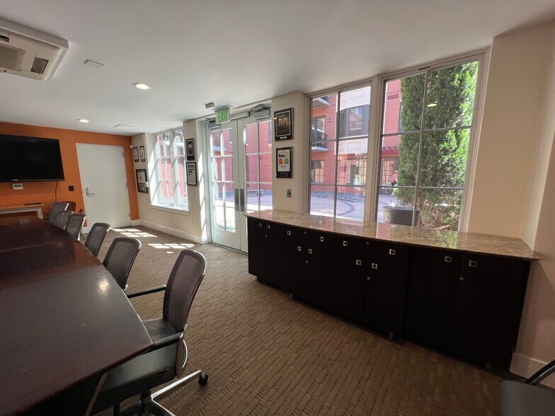 More Photos Of 51 W 4th Ave, Denver Office Residential For Sale