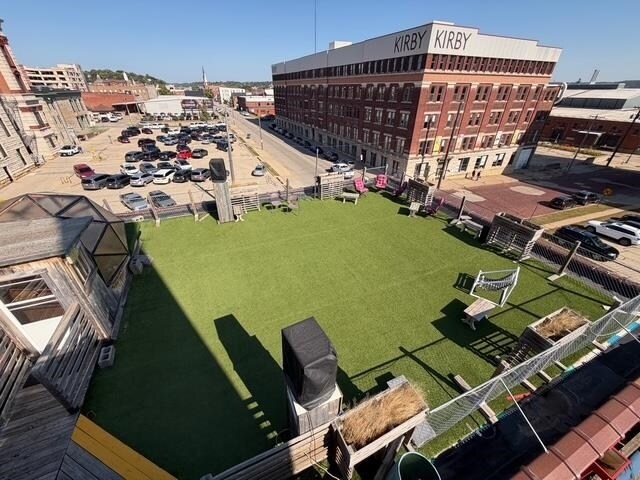 More Photos Of 62 E 7th St, Dubuque General Retail For Sale