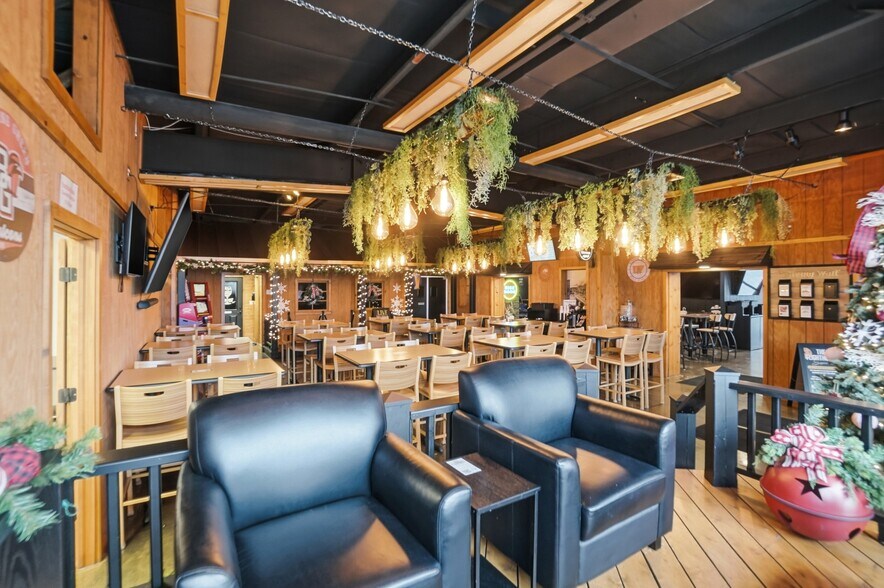 More Photos Of 2330 Bright Rd, Findlay Sports And Entertainment For Sale