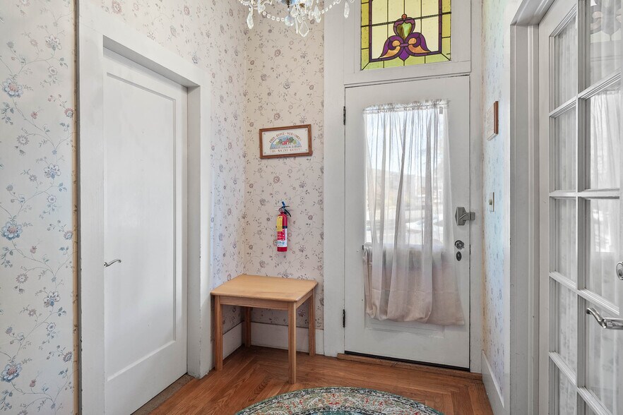 More Photos Of 825 N Forbes St, Lakeport Specialty For Sale