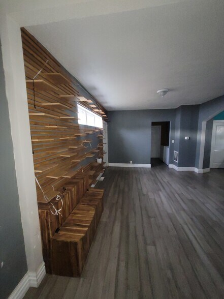 More Photos Of 2536 Indianapolis Ave, Indianapolis Apartments For Sale