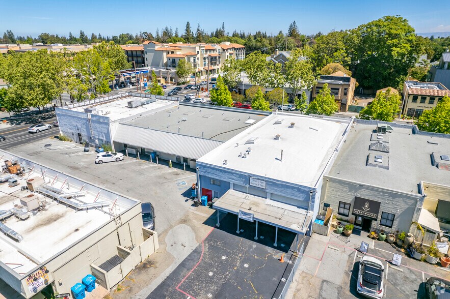More Photos Of 1177-1185 El Camino Real, Menlo Park Storefront For Lease