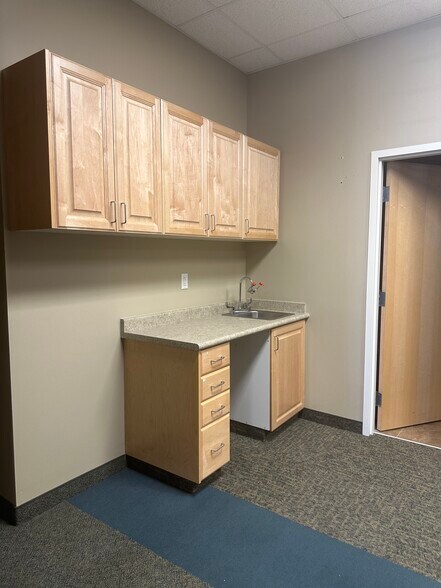 More Photos Of 811-867 N 900 W, Orem Office For Sale