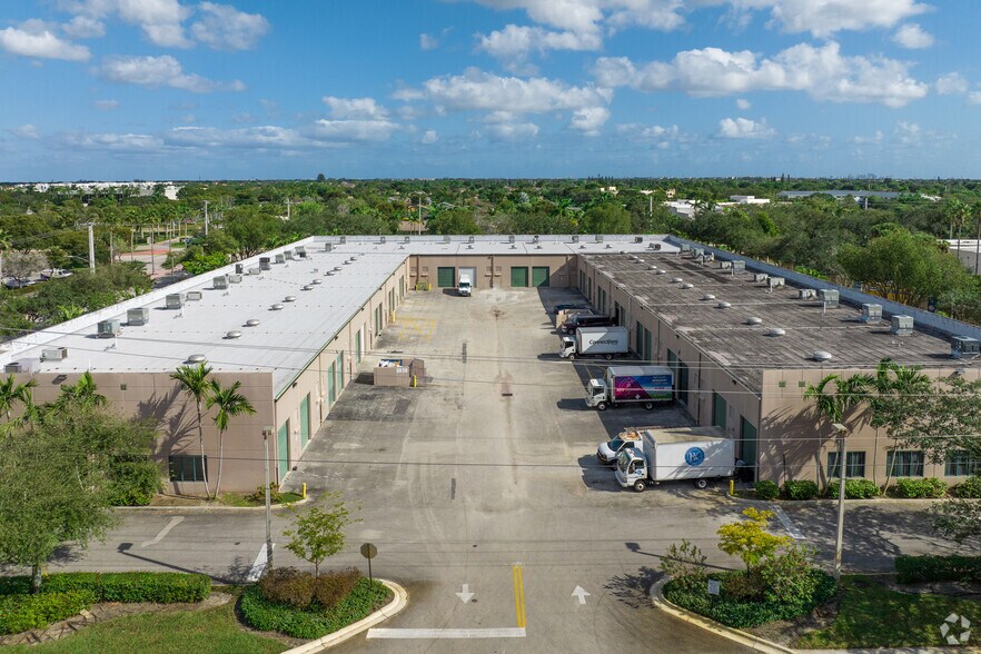 More Photos Of 10000-10140 NW 53rd St, Sunrise Warehouse For Lease