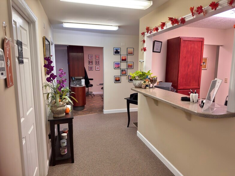 More Photos Of 471 S Main St, Cleveland Medical For Lease