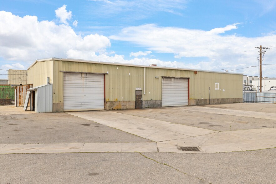 More Photos Of 947 Quayle ave, Salt Lake City Industrial For Lease