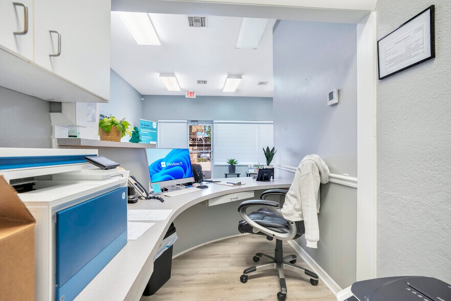 More Photos Of 901-911 N Central Ave, Kissimmee Medical For Lease