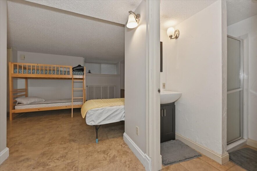 More Photos Of 1727 E Superior St, Duluth Multifamily For Sale