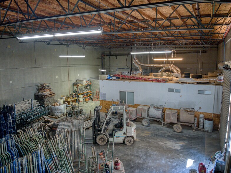 More Photos Of 10131 Iron Rock Way, Elk Grove Manufacturing For Lease