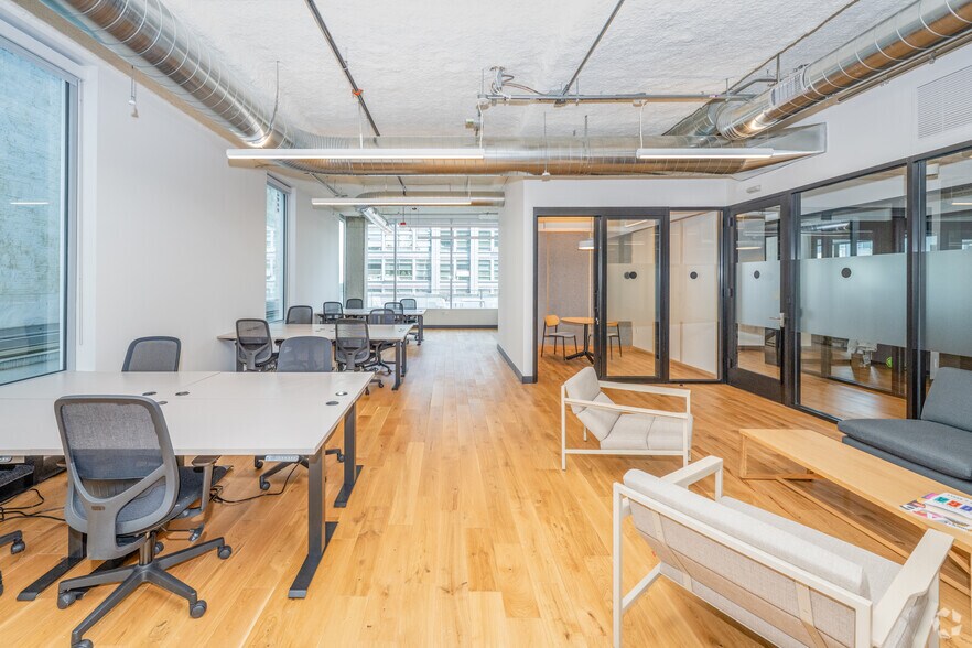 More Photos Of 1525 11th Ave, Seattle Coworking Space
