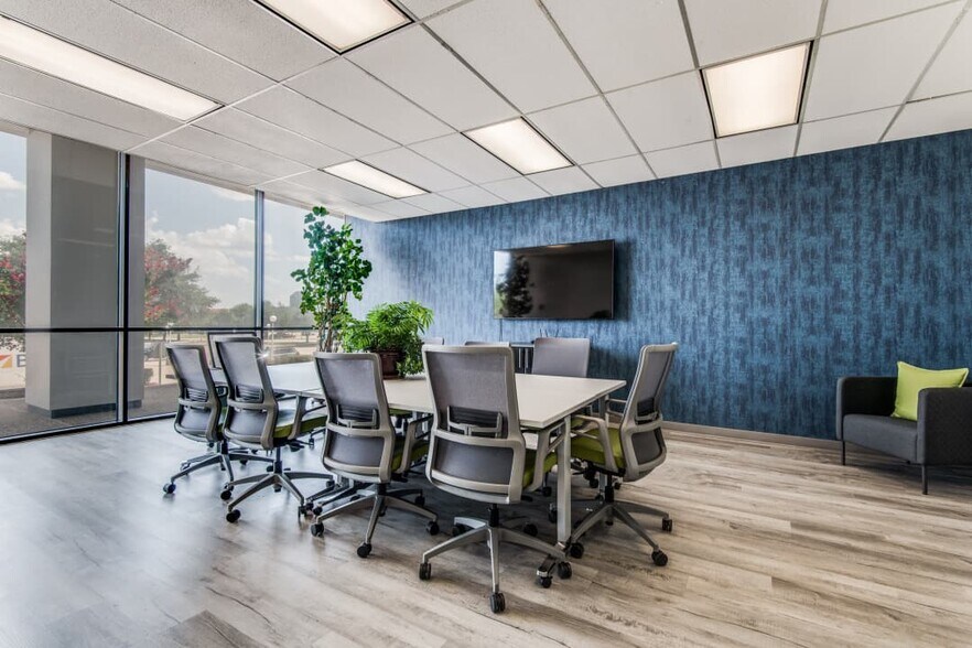 More Photos Of 2225 E Randol Mill Rd, Arlington Office For Lease