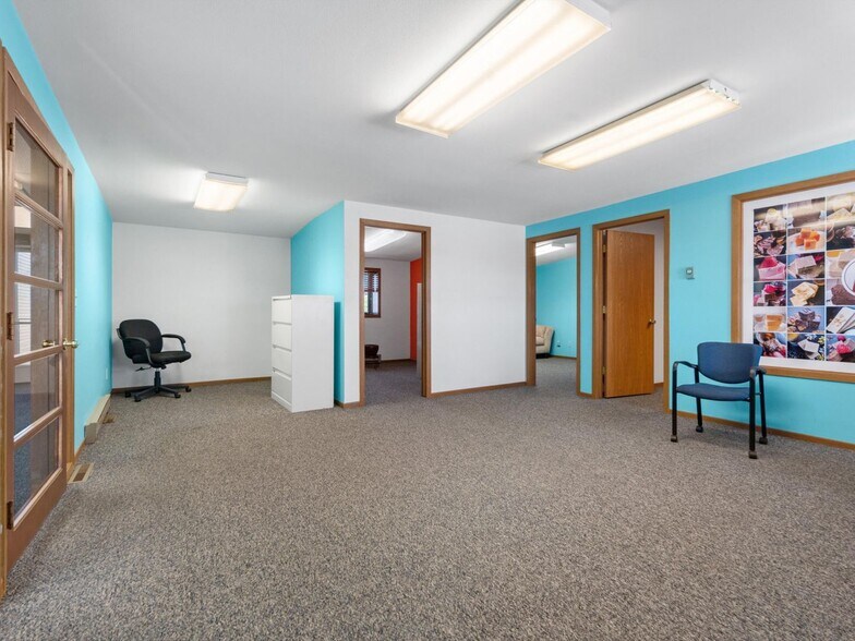 More Photos Of 1308 Washington St, Two Rivers Office Residential For Sale