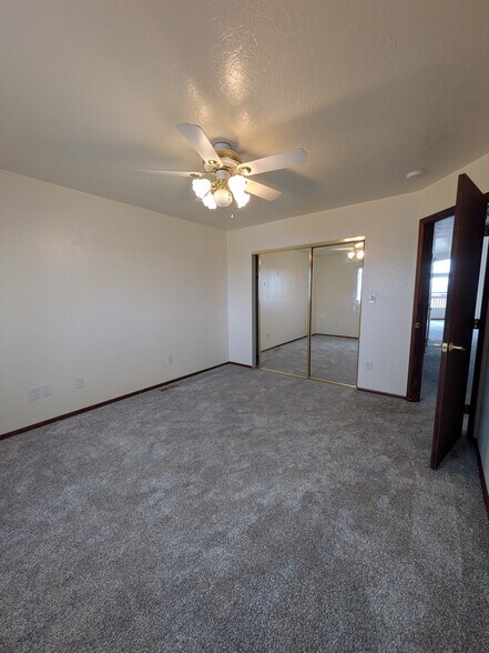 More Photos Of 15507 County Road 10, Fort Lupton Flex For Lease