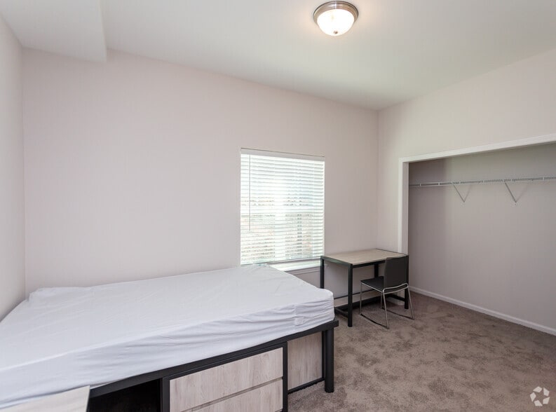 More Photos Of 144 Poplar Grove Rd, Boone Apartments For Lease