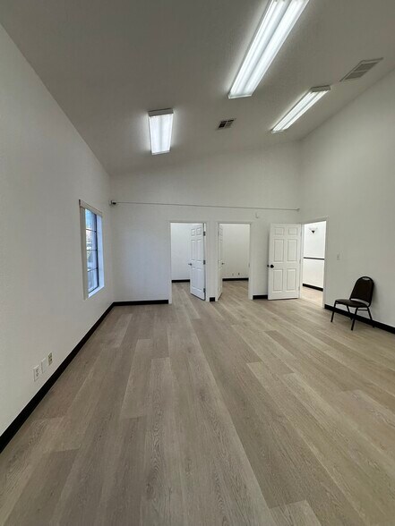 More Photos Of 8230 W Charleston Blvd, Las Vegas Medical For Sale