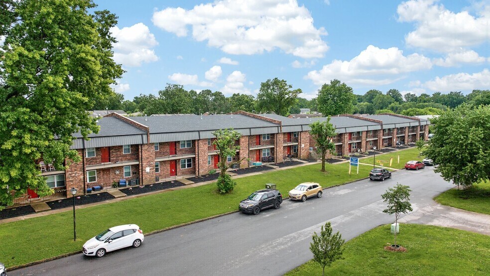 Primary Photo Of 4300 Norbrook Dr, Louisville Apartments For Sale