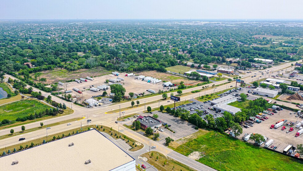 More Photos Of 27W371 North Ave, West Chicago Restaurant For Sale