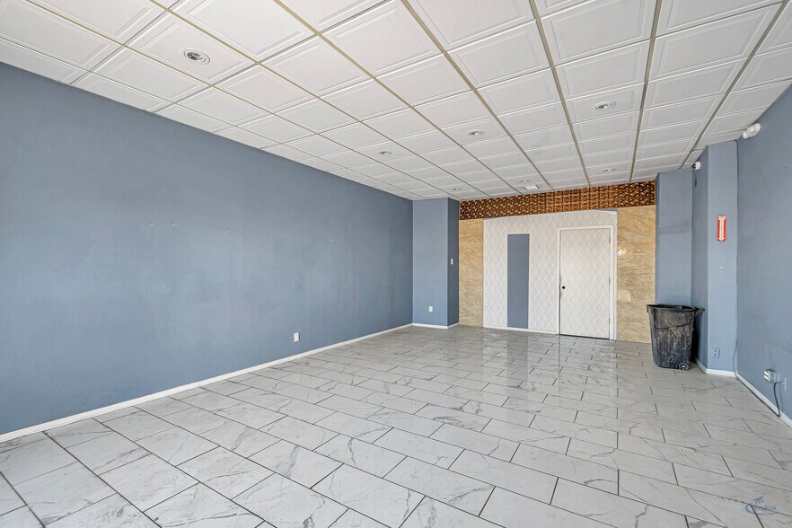 More Photos Of 3636 Andrews Hwy, Odessa Storefront For Lease
