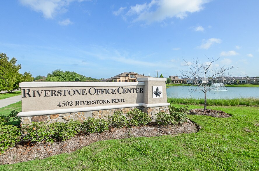More Photos Of 4502 Riverstone Blvd, Missouri City Medical For Lease