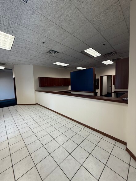 More Photos Of 11031 US Hwy 19 N, Port Richey Medical For Lease