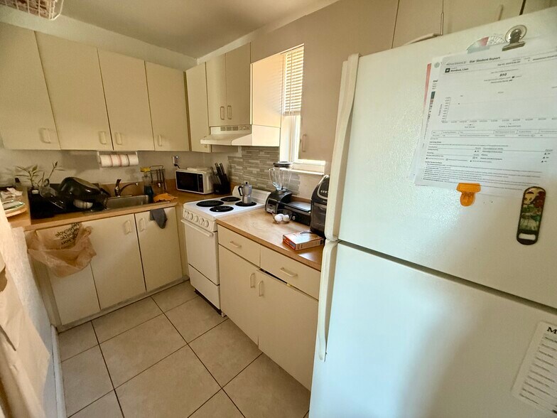 More Photos Of 4201 SW 7th St, Coral Gables Multifamily For Sale