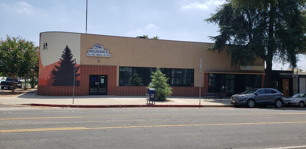 More Photos Of 10734 White Oak Ave, Granada Hills Office For Sale